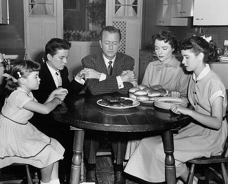 Father_Knows_Best_Thanksgiving_1954